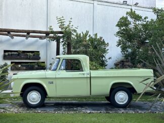 CHEVROLET DODGE D100 1972