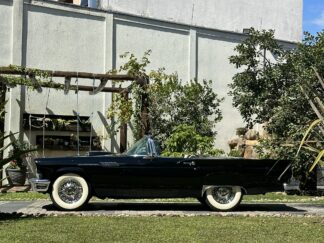 FORD THUNDERBIRD 1957
