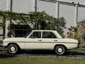 MERCEDES BENZ 250 1968