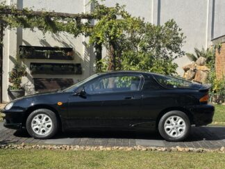MAZDA MX-3 1996