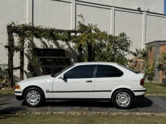 BMW 318TI 1997