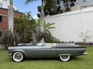 THUNDERBIRD 1957